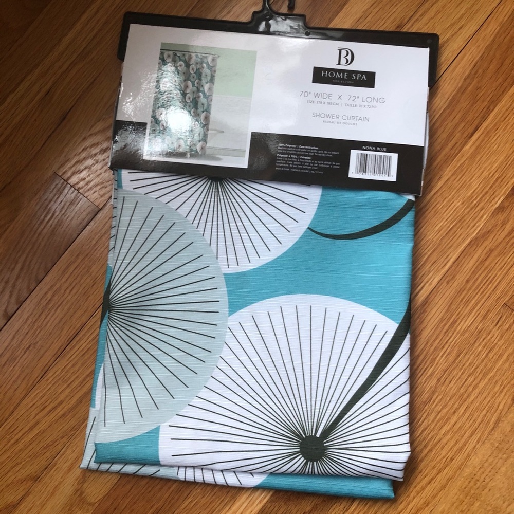 💙Gorgeous Light Blue Shower Curtain💙 - Picture 6 of 6